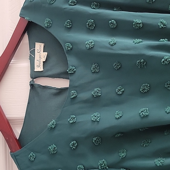 Emerald Green Dress - Picture 3 of 3